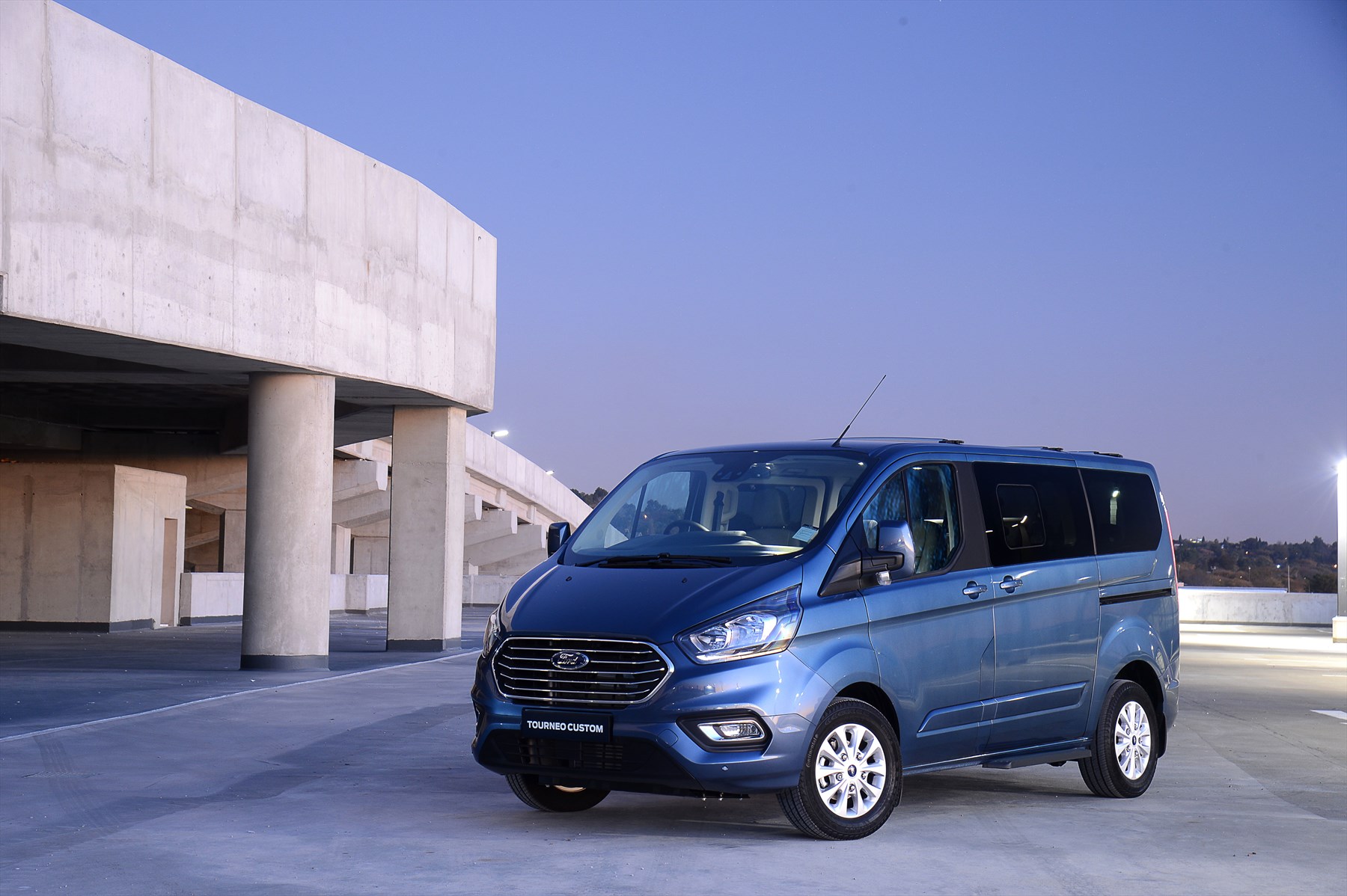 Ford Tourneo Custom 2016