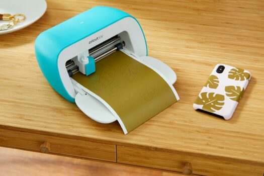 EVERYTHING YOU SHOULD KNOW ABOUT THE CRICUT JOY