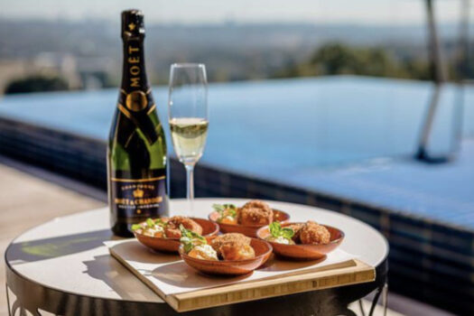 START OF YOUR DAY WITH A CHAMPAGNE BREAKFAST WITH A VIEW