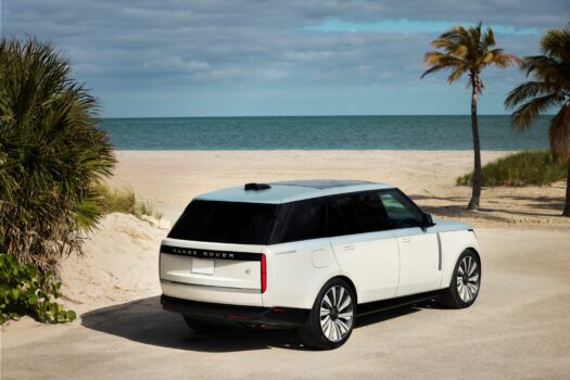 VISION FOR RANGE ROVER SV BESPOKE: PRESENTING THE RANGE ROVER SV CANDEO